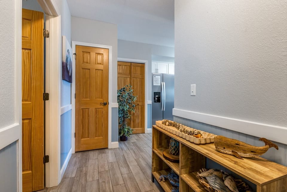 Entry Hallway