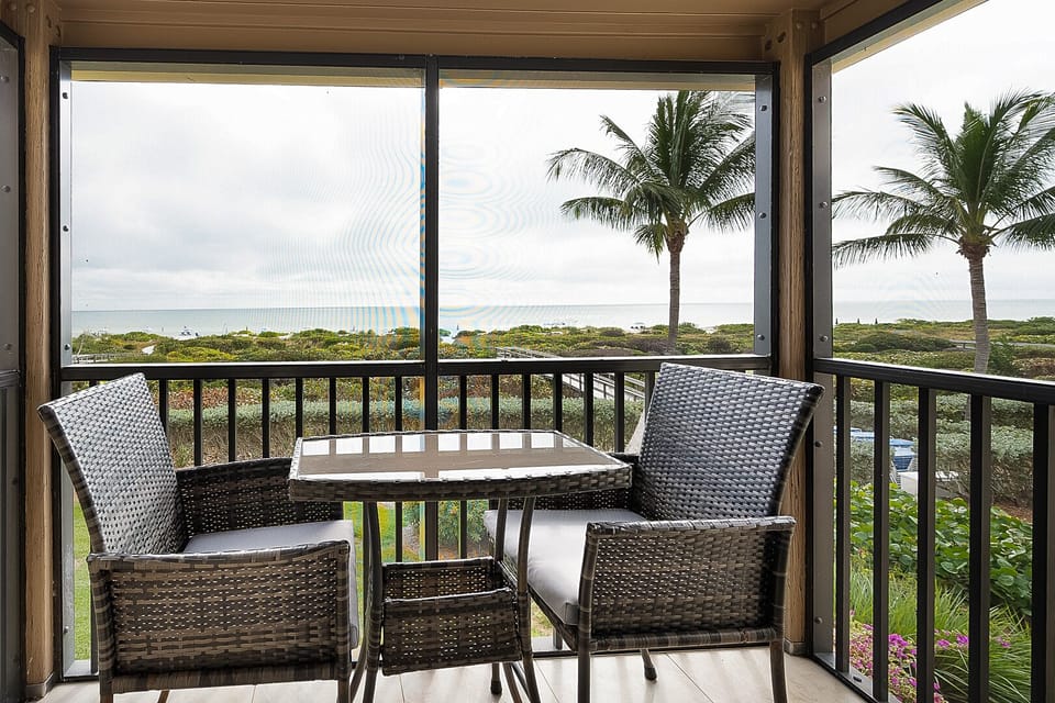 Master Lanai