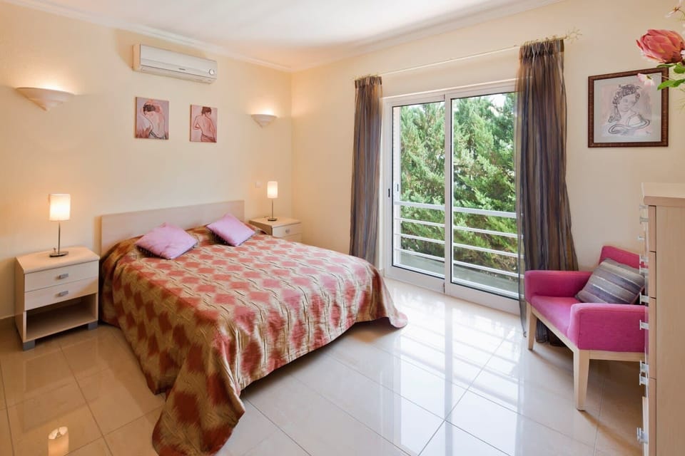 Double Bedroom