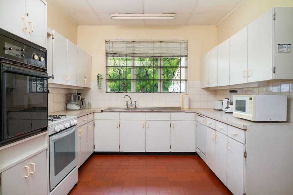 Clearwater - Kitchen