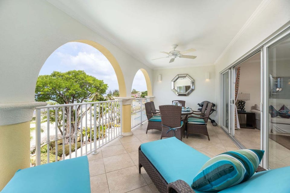 Elegant 3-bedroom condominium