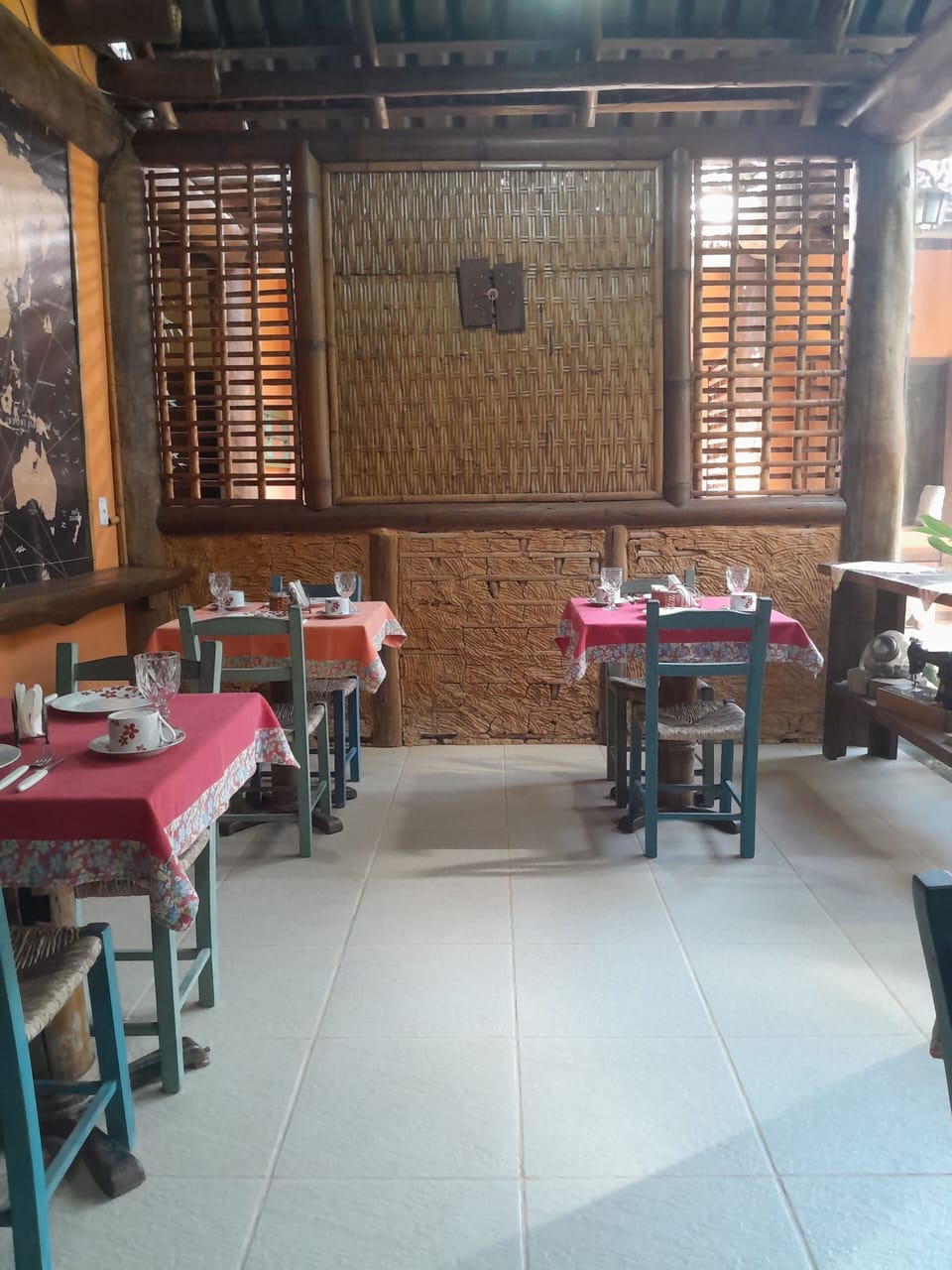 Free buffet breakfast