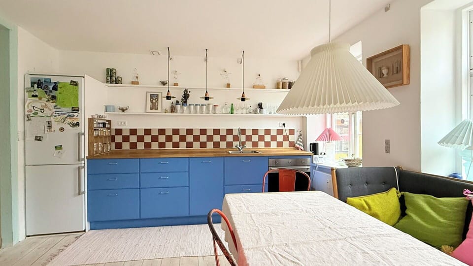 Dining Room, Kitchen