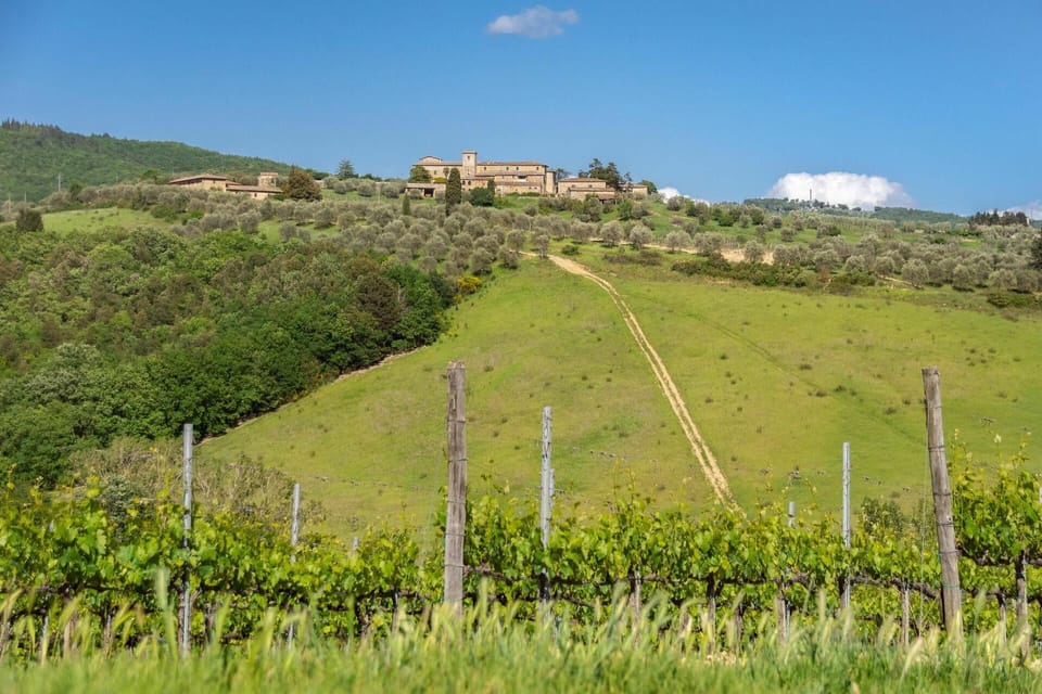 Building Exterior, Scenic View