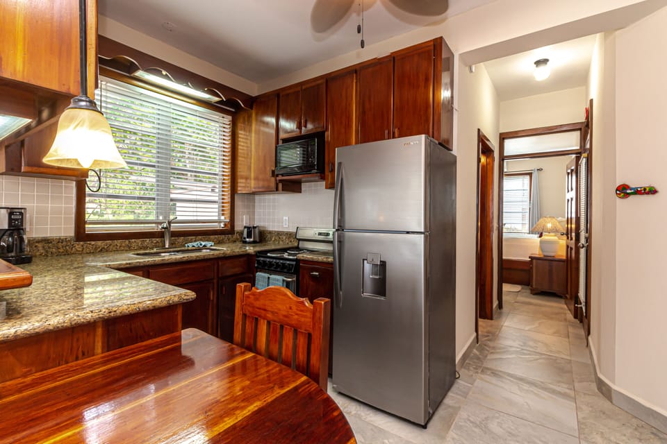 Coral Bay Villas - Kitchen