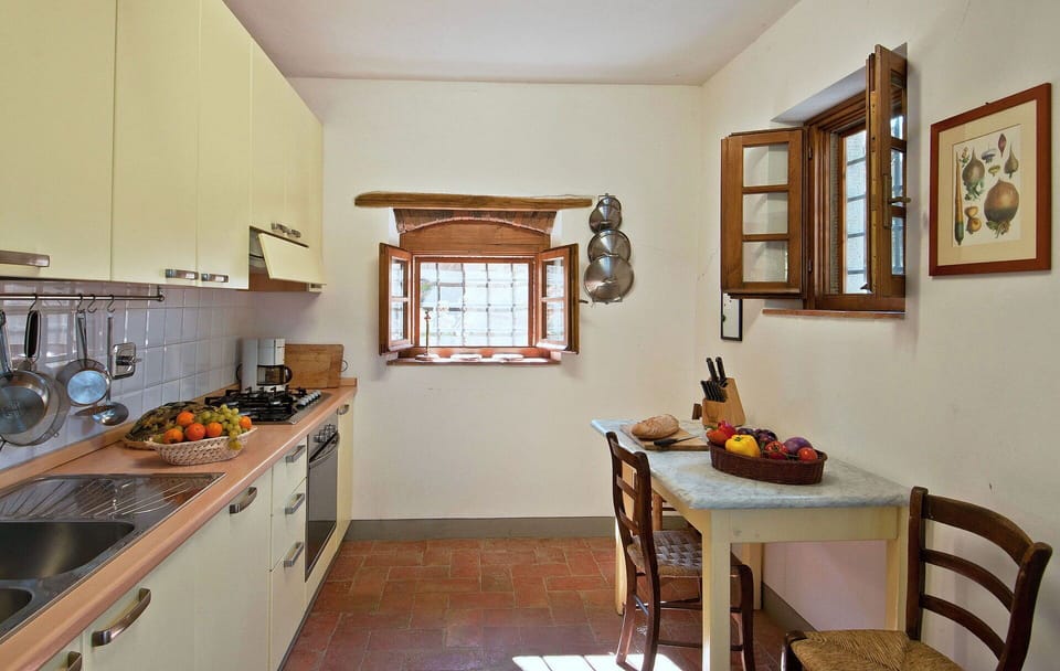 Common Room, Kitchen