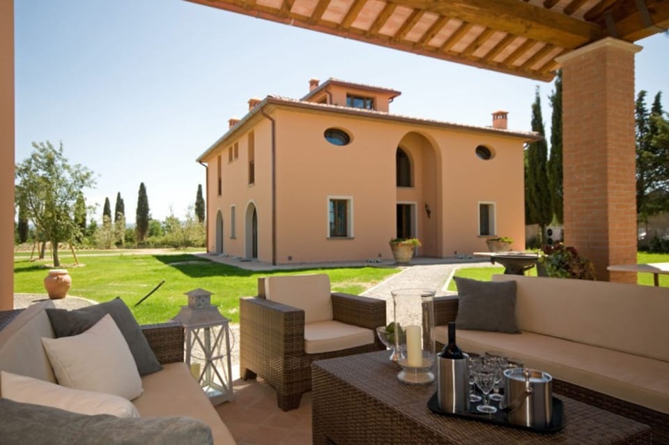 Building Exterior, Garden, Outdoor, Pool
