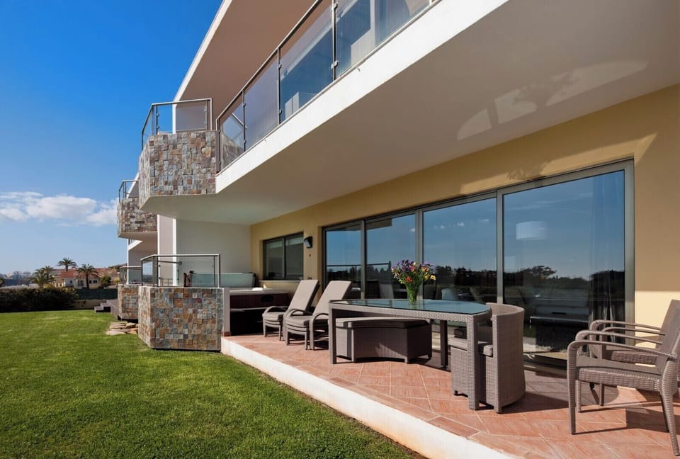 Terrace &amp; Garden