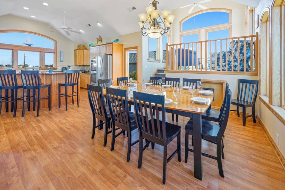 Surf or Sound Realty - 655 - Sunset Watch - Dining Area -1