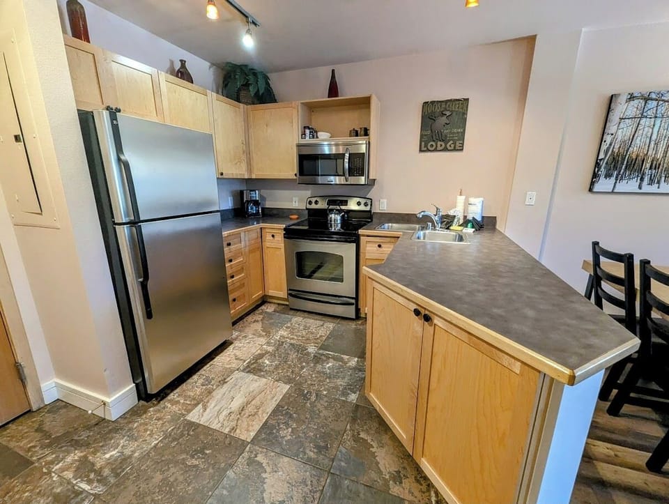 Fully equipped kitchen