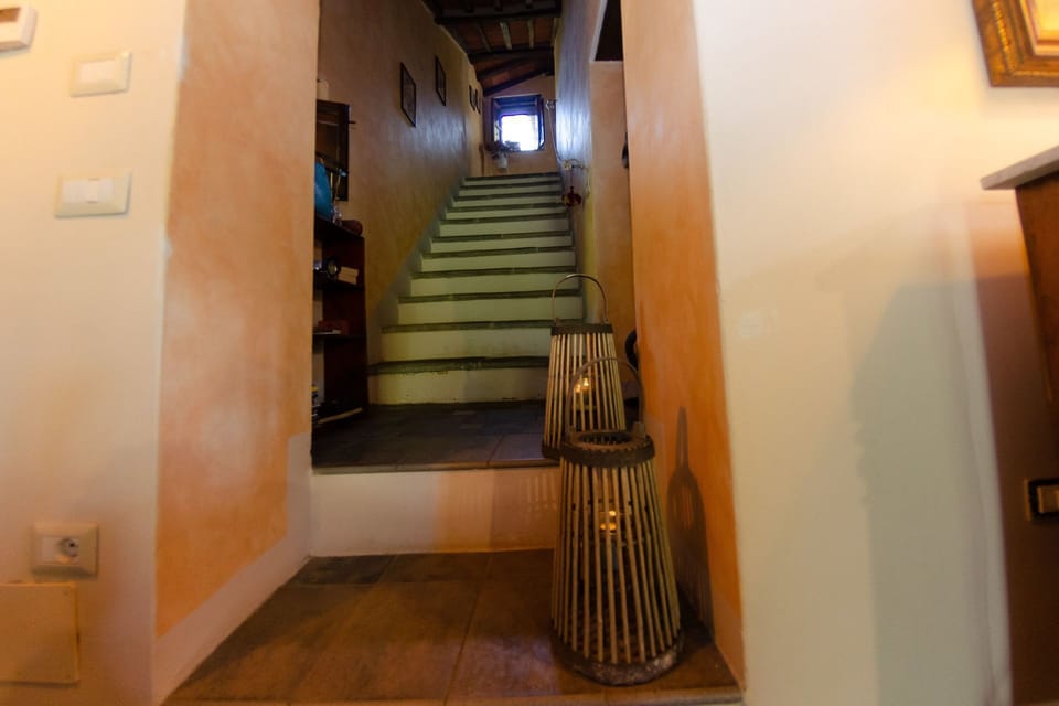 Room Detail