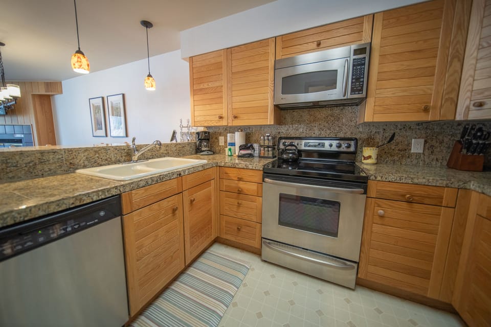 Fully equipped kitchen