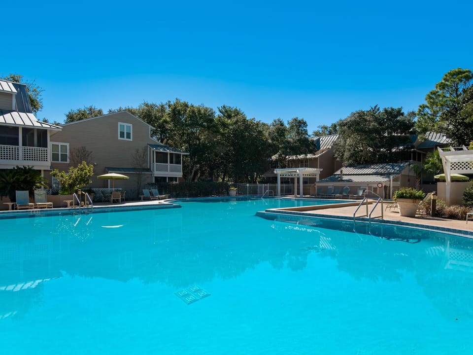 Hidden Dunes Cottage Pool