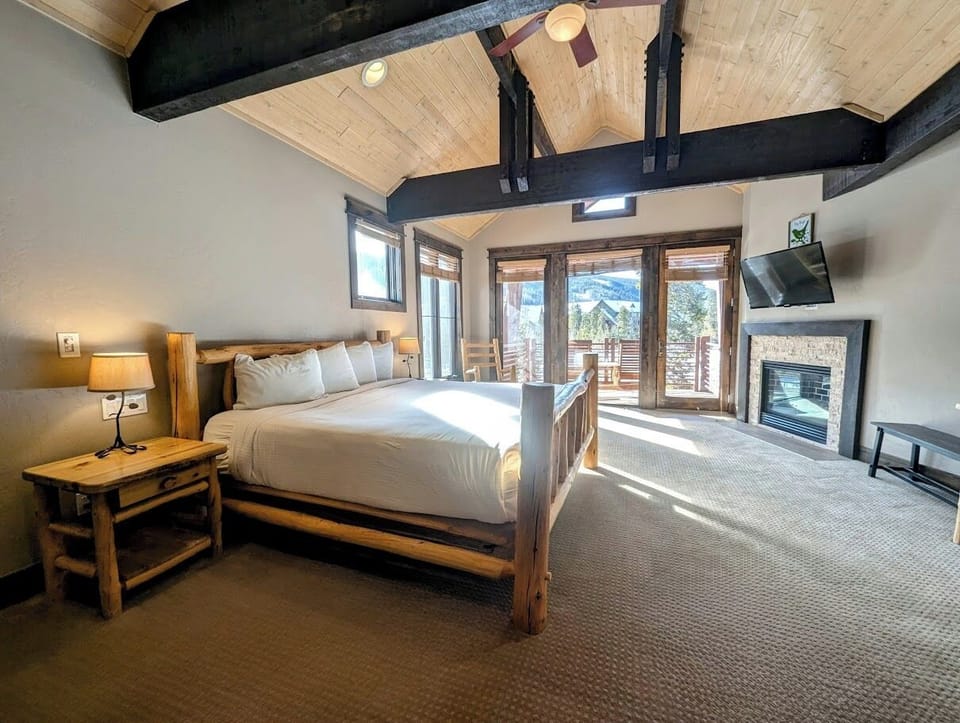 Main level master bedroom