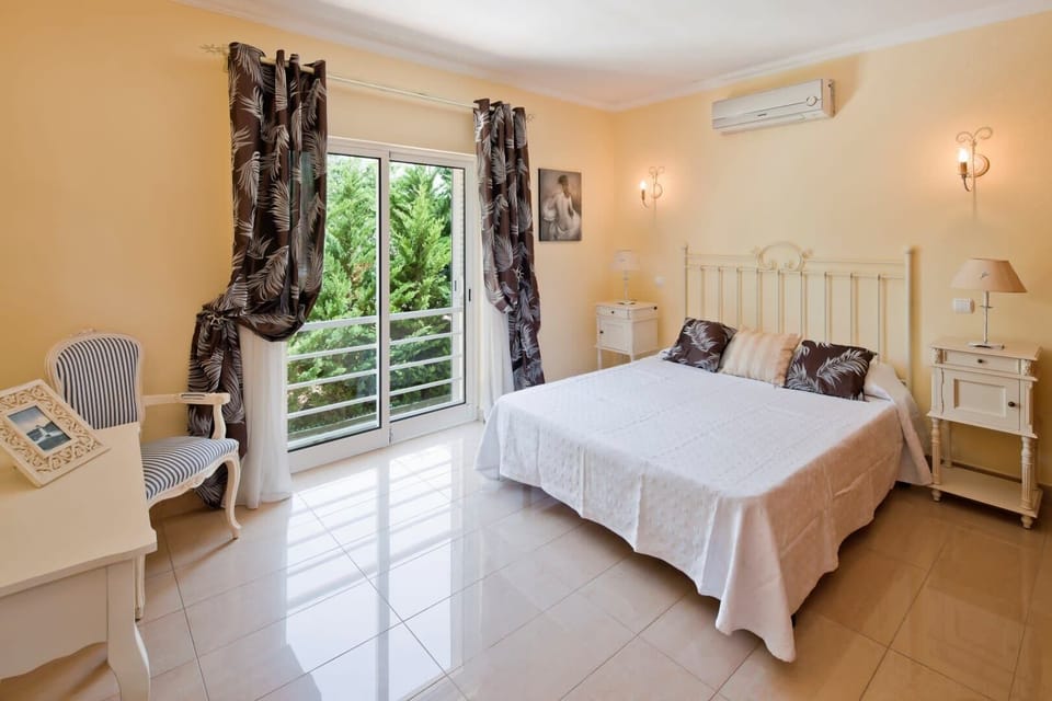 Double Bedroom