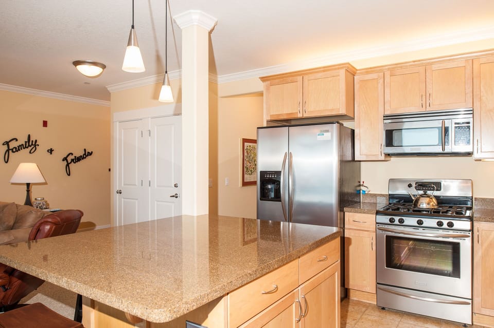 Full Kitchen