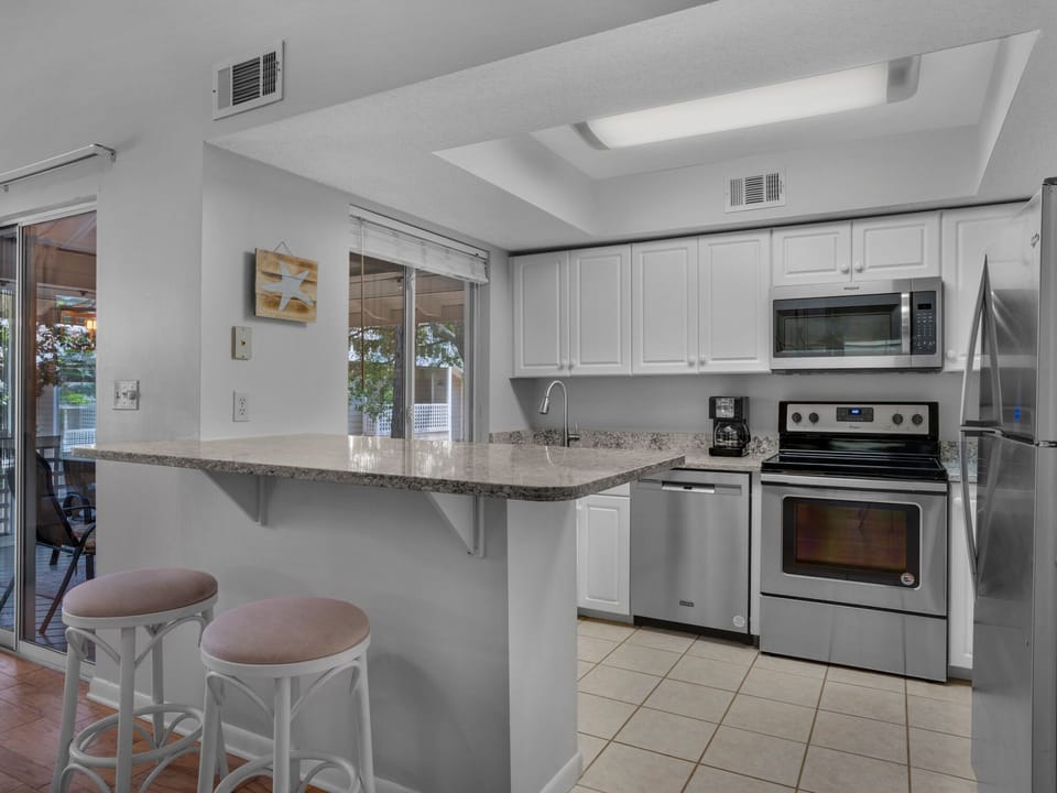 Breakfast Bar with Extra Seating