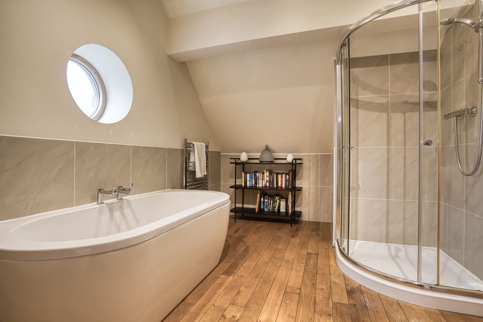 Second Floor: En-suite bathroom with separate walk-in shower