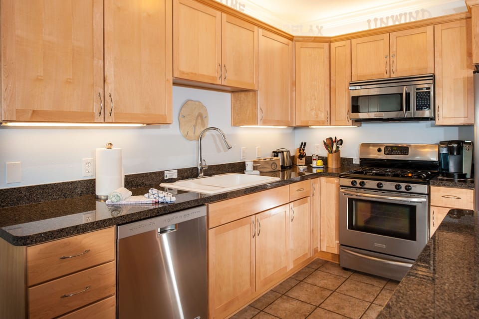 Full Kitchen