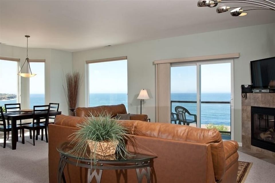 Spacious Living Room