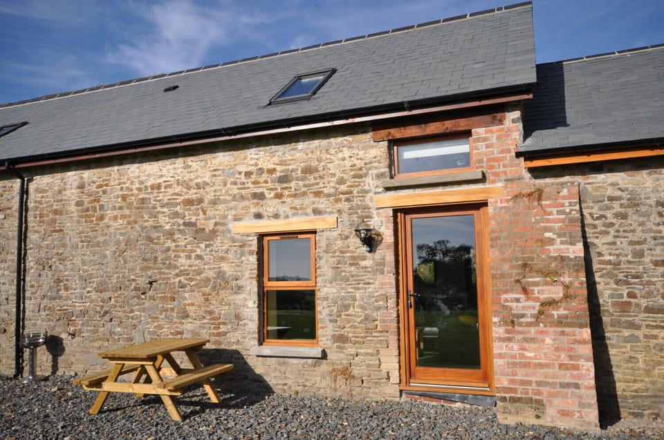 Stunning 2 bedroom barn