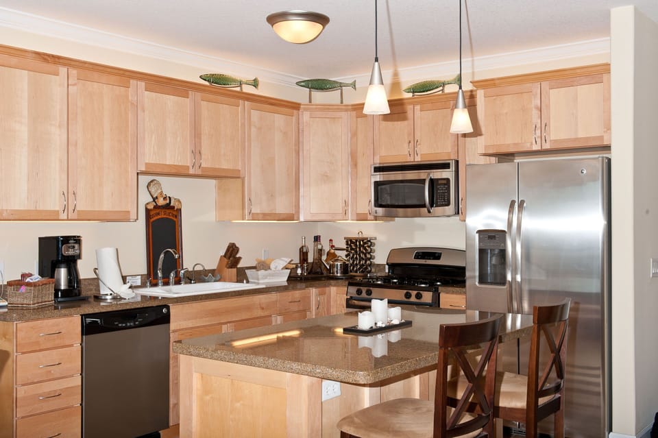 Full Kitchen