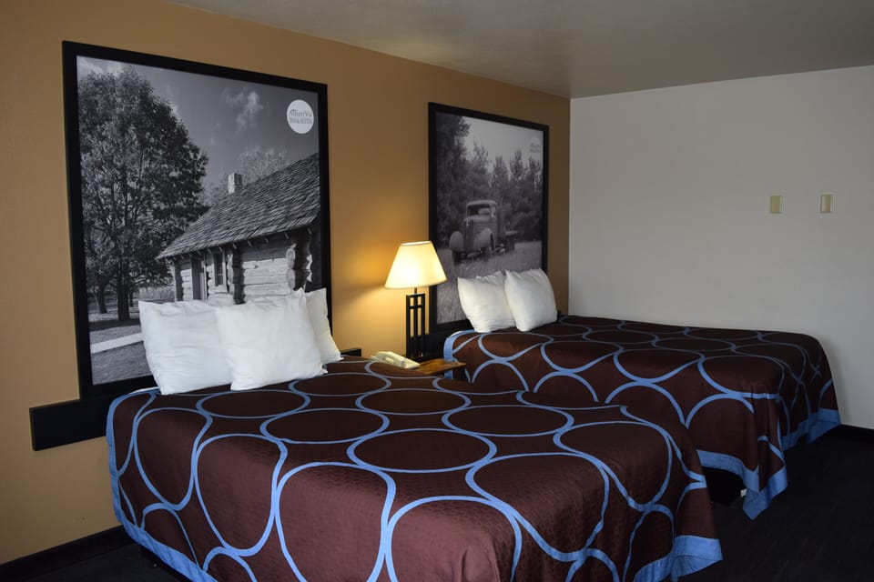 Standard Double Room | Blackout drapes, WiFi (free), bed sheets