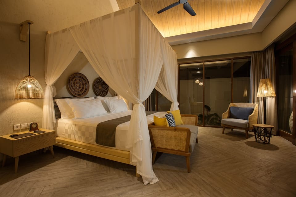 Deluxe Villa with Private Pool | Premium bedding, minibar, desk, WiFi (free)