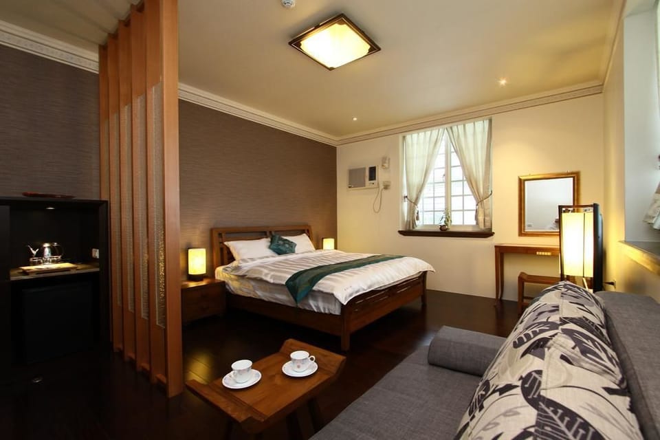 Standard Double Room | Desk, blackout drapes, free WiFi, bed sheets