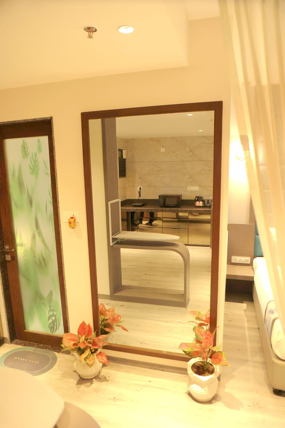 Superior Suite | Minibar, individually furnished, desk, laptop workspace