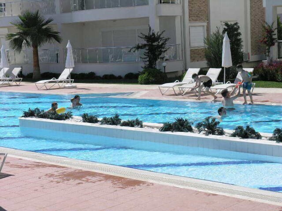 Guarantee yourself a most wonderful holiday in this 5 star community