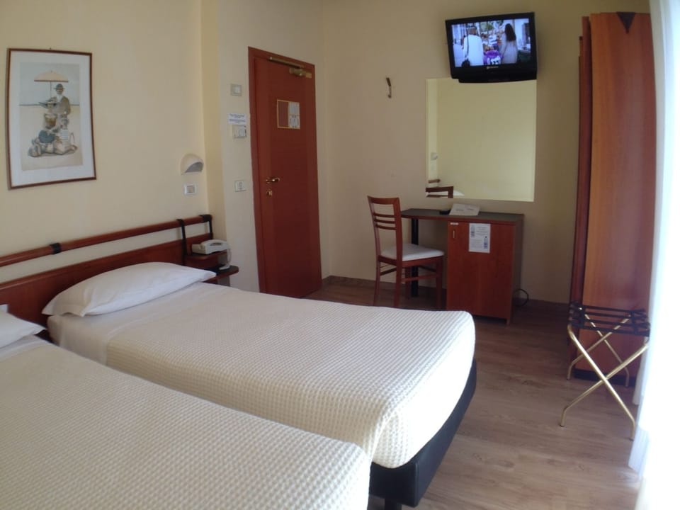 Double or Twin Room | Premium bedding, in-room safe, desk, WiFi (free)