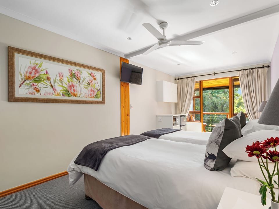 Comfort Twin Room, 2 Twin Beds, Terrace, Garden View | Memory foam beds, in-room safe, individually decorated