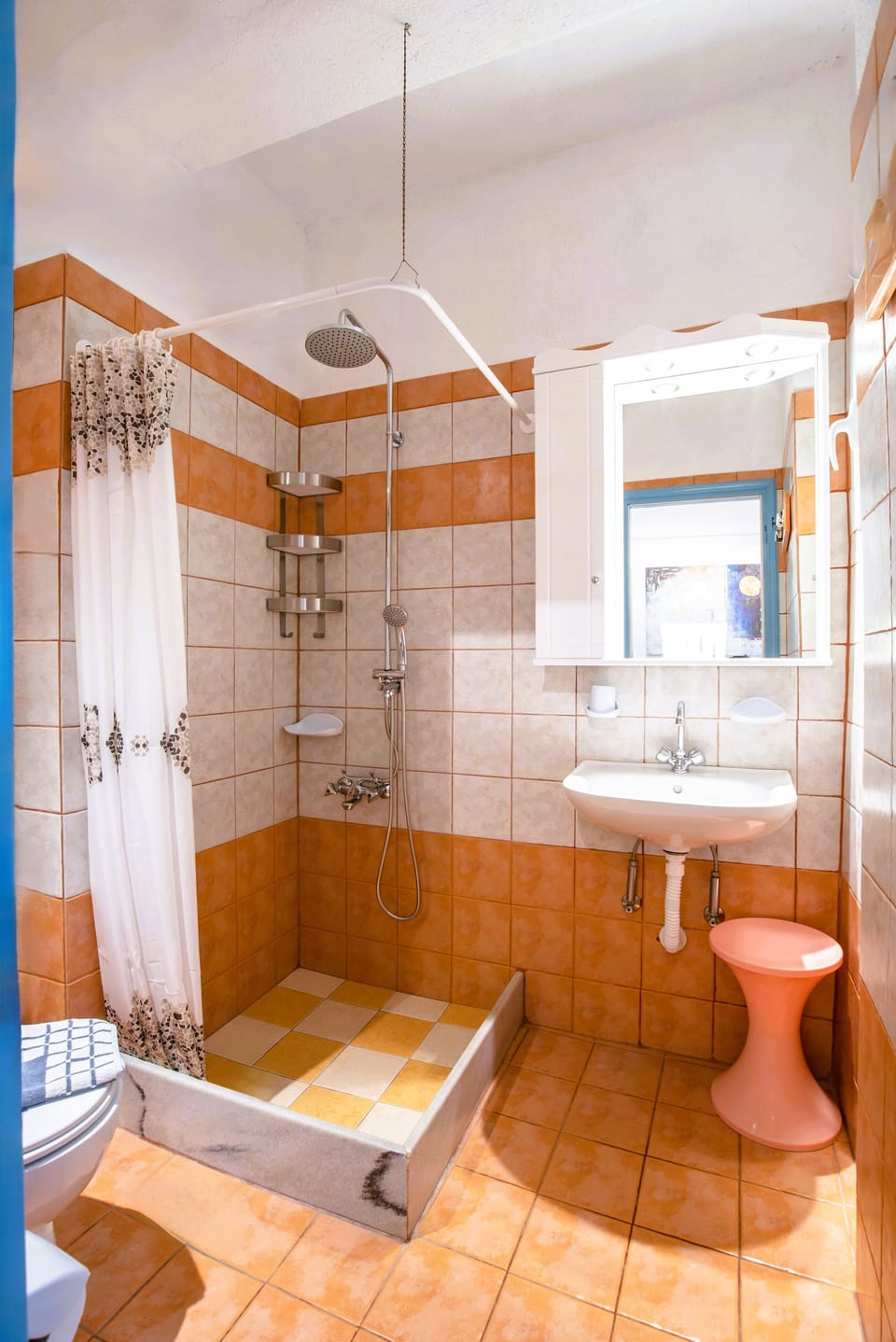 Your private room with toilet, shower