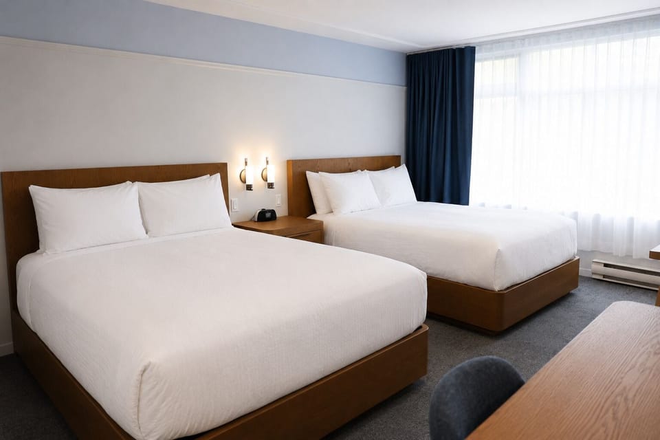 Premium bedding, in-room safe, blackout drapes, iron/ironing board
