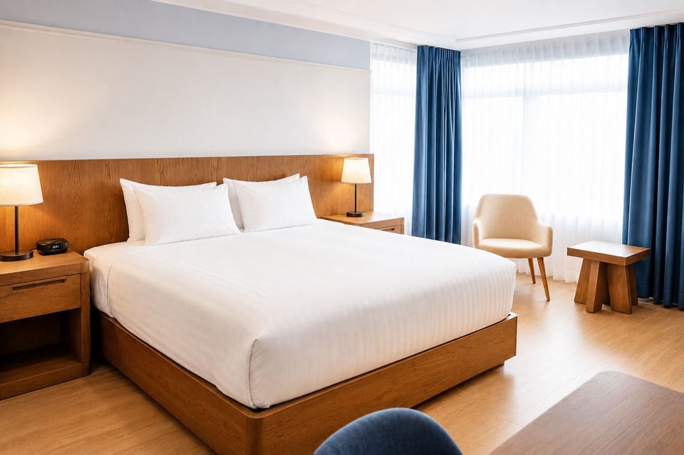 Premium bedding, in-room safe, blackout drapes, iron/ironing board