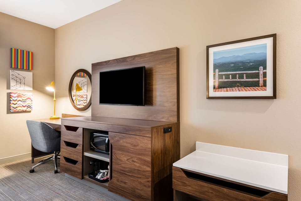 In-room safe, desk, blackout drapes, iron/ironing board