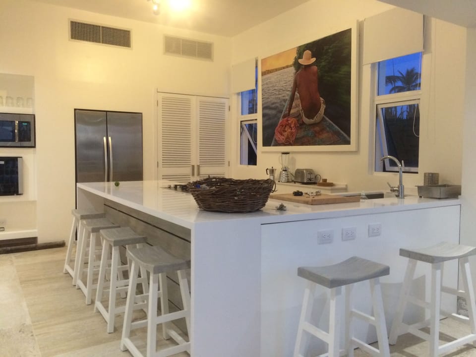 large, open and modern kitche