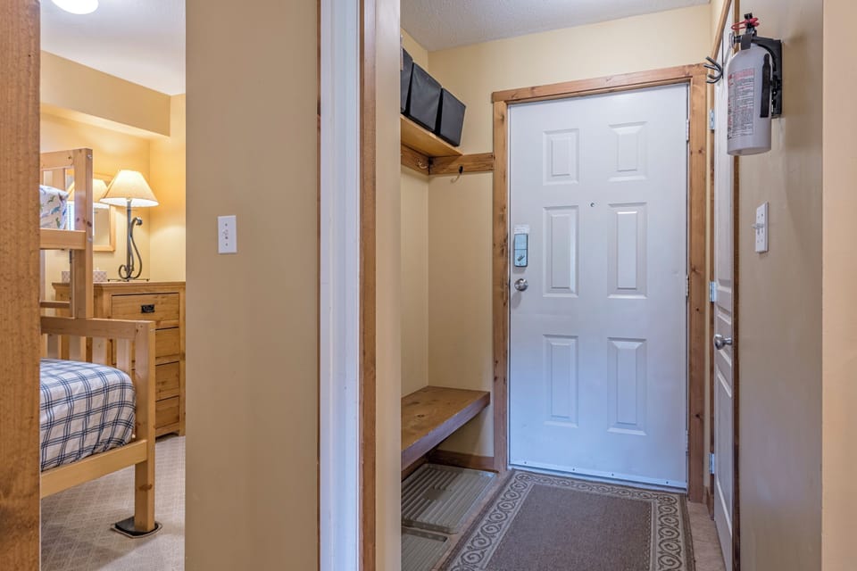 Entryway with lots of Space for Gear 