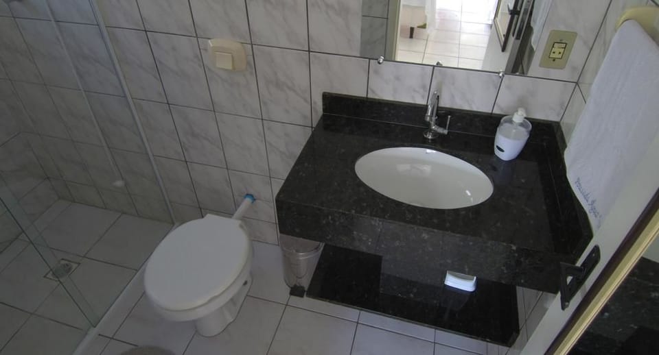 Shower, towels