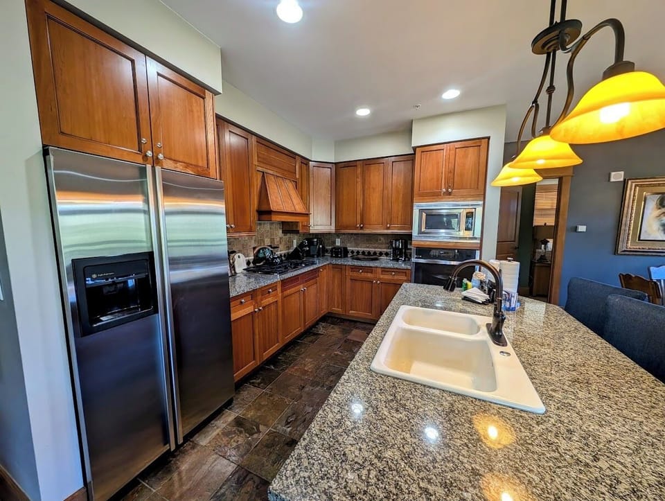 Fully equipped kitchen