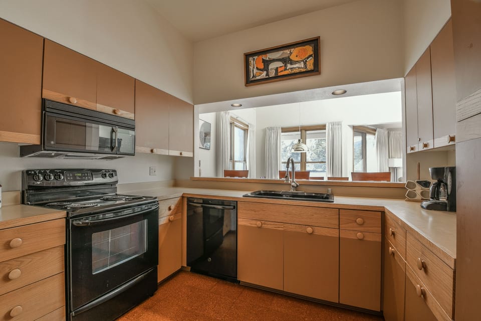 Well equipped kitchen