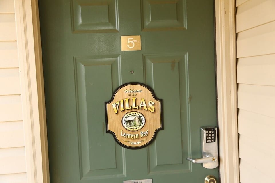 Convenient key pad for key-less entry.