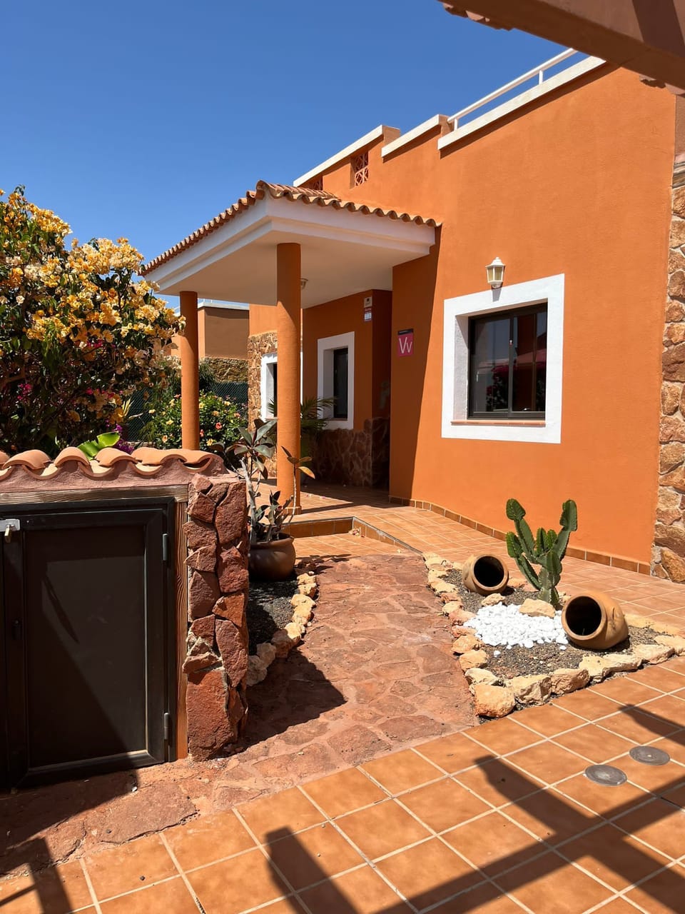 Path to front door