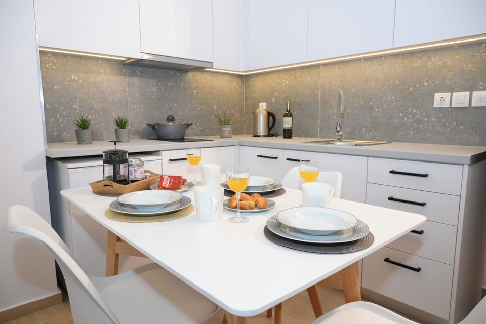 KITCHEN B8