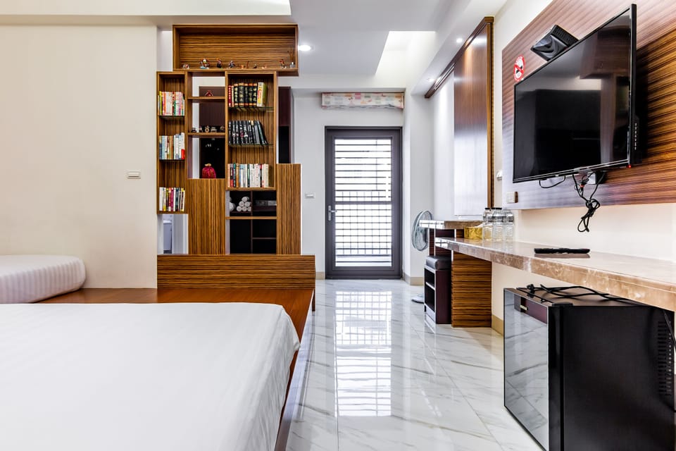 Family Room, Balcony | Free WiFi, bed sheets