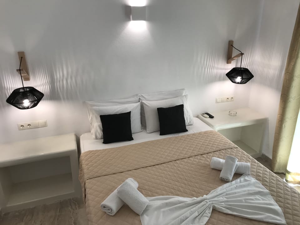 Single Room | Free cribs/infant beds, rollaway beds, free WiFi