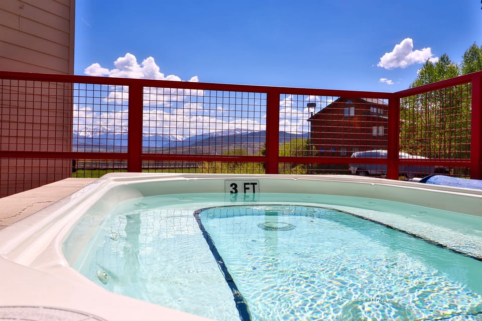 Hot Tub.