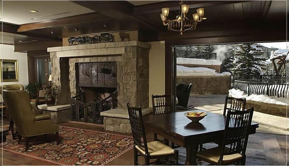 Owners lounge public area 