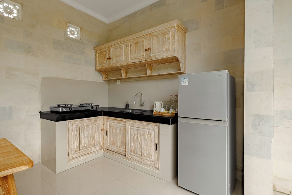 Villa, 1 Bedroom | Private kitchen | Fridge, microwave, stovetop, dishwasher